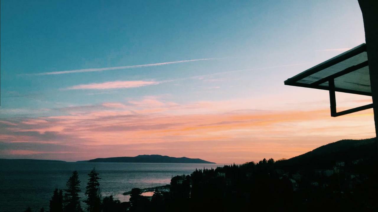 Villa Mihaela Ičići Exteriör bild